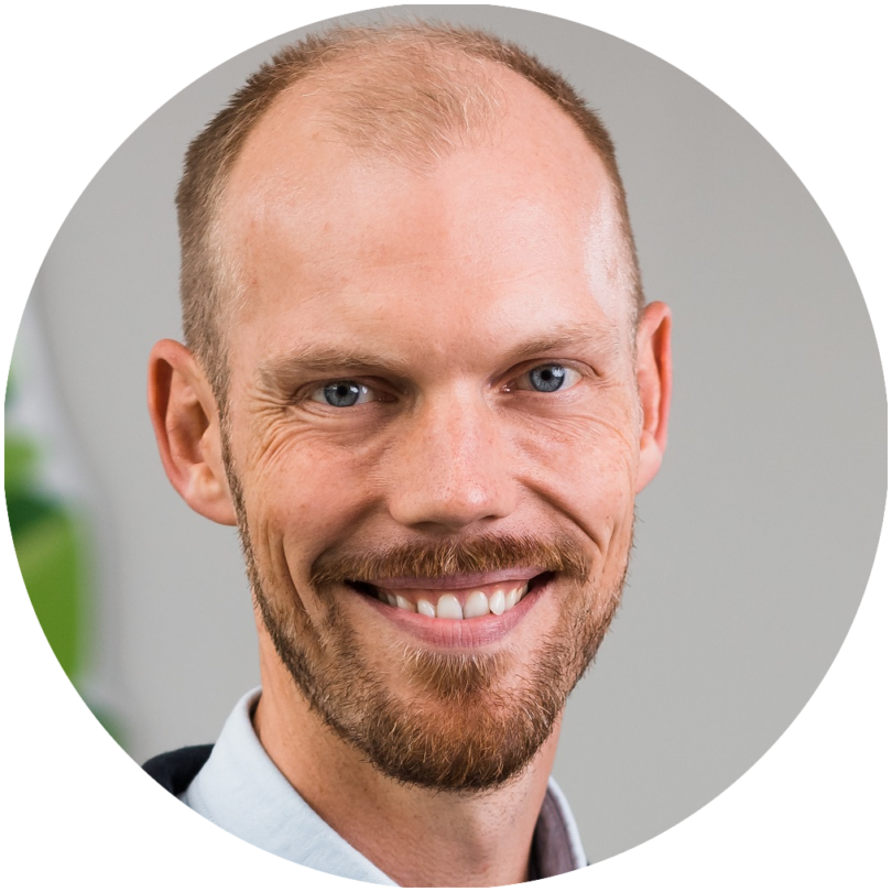 JohnBrady_Gurkerl.at