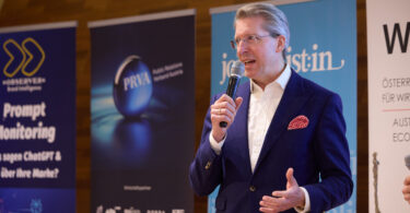 Florian Laszlo vom OBSERVER beim PRVA Jahresauftakt 2026